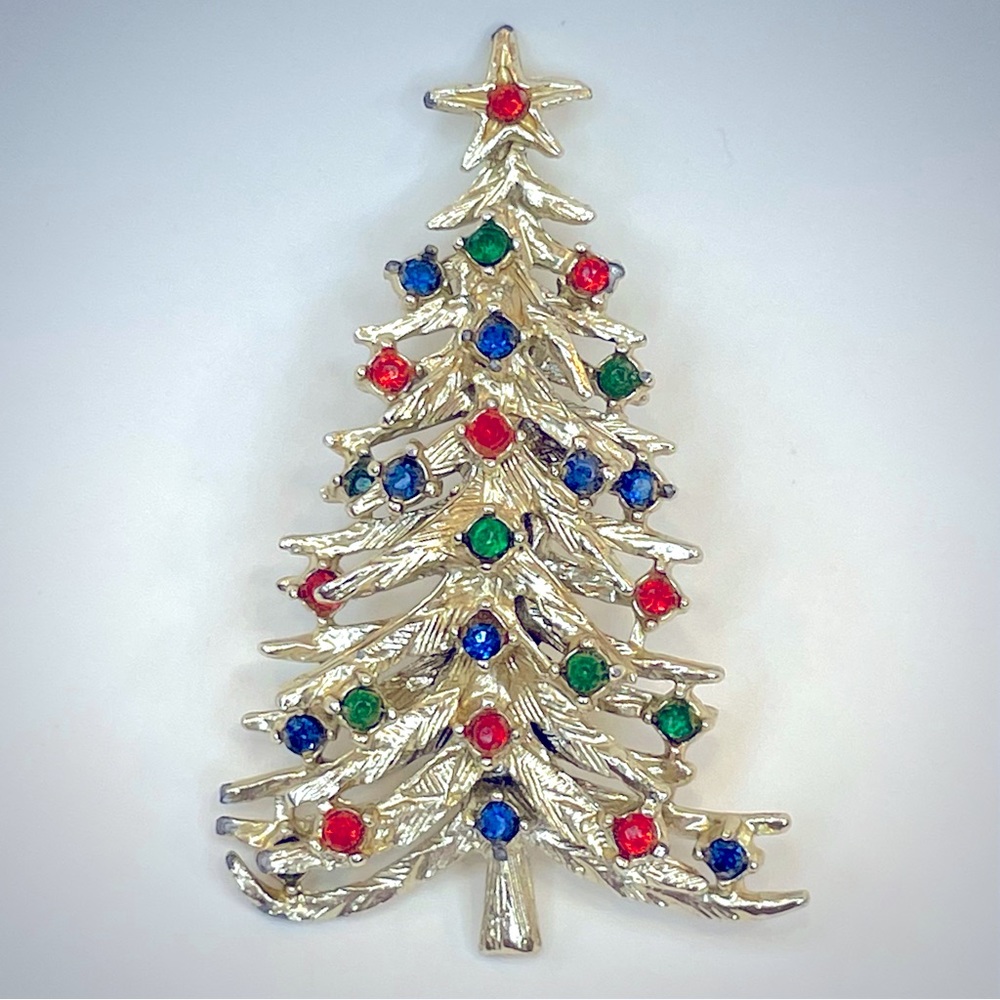 Vintage Christmas tree brooch pin gold rhinestone holiday costume jewelry